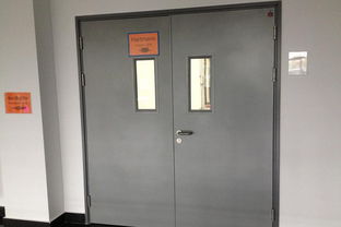 新豪軒門(mén)業(yè)防火隔板評(píng)測(cè) 品質(zhì)與安全的雙重保障